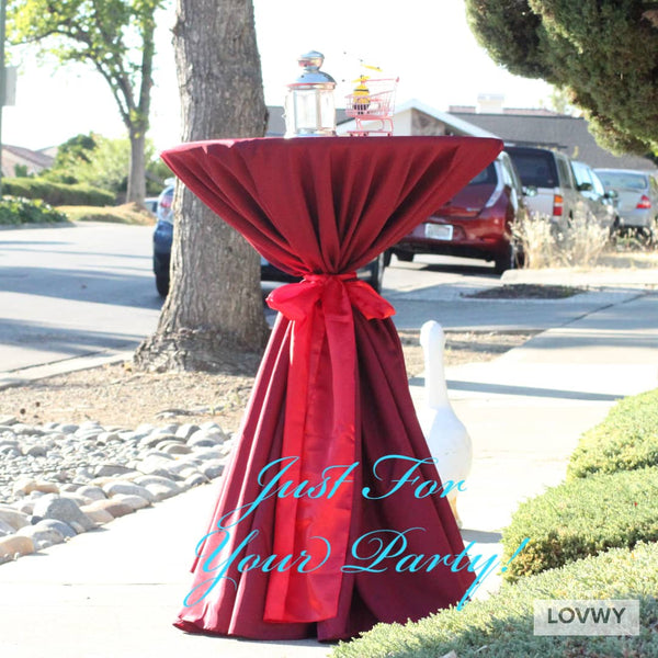 LOVWY Polyester 2.5 / 2 FT Burgundy Cocktail Tablecloth + Red Sash